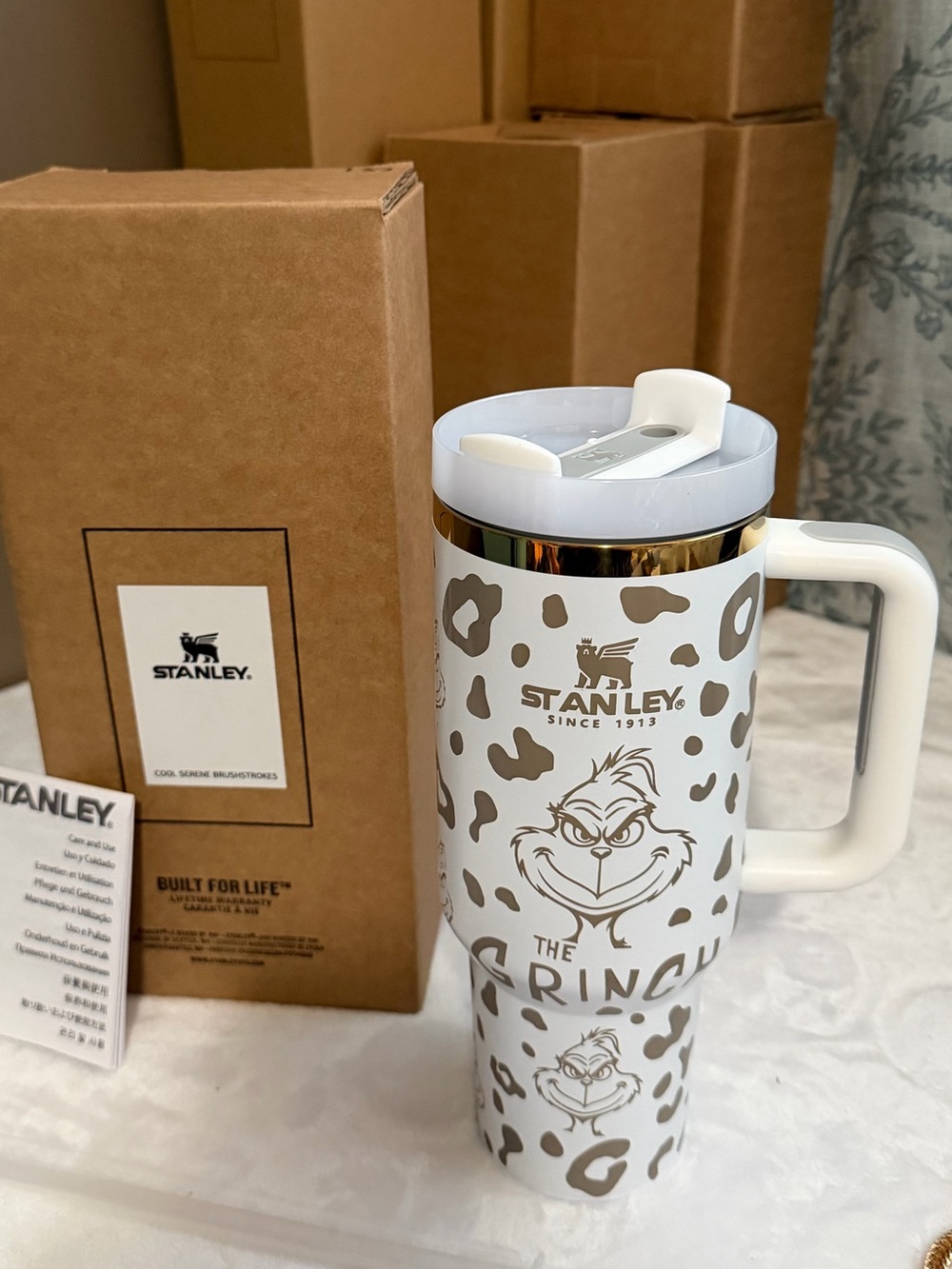 40oz Stanley tumbler cup the Grinch with White & Gold Leopard